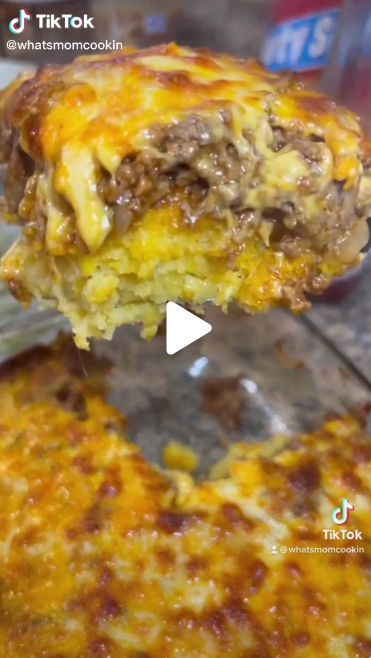 Tik Tok Tacos, Bisquick Casserole Recipes Dinners, Tik Tok Ground Beef Recipes, Food Videos Tik Tok, Til Tok Dinner Recipes, Tik Tok Videos Cooking, Tik Tok Food Recipes Videos Dinner, Dinner Ideas Tik Tok, Tim Tok Recipes