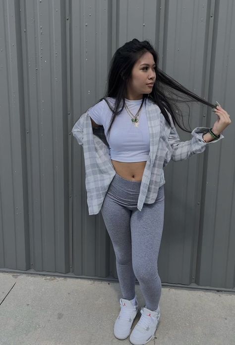 Grey And White Flannel Outfit, Outfits With Grey Tights, Leggings With Sandals Outfit, Grey Zipup Outfit, What To Wear With Gray Leggings, Cardigan Inspo Outfit, Light Gray Leggings Outfit, Gray Flared Leggings Outfit, Cool Grey 4s Outfit