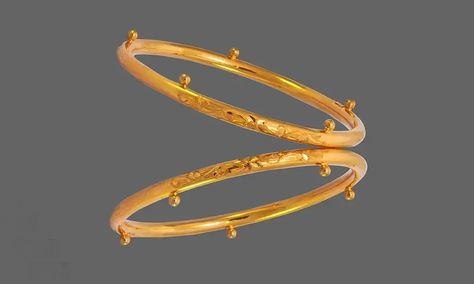 Jewellery Guide for the Konkani Bride Goan Bangles Gold, Goan Traditional Gold Bangles, Goan Jewellery Designs, Wedding Jwellery Brides Indian, Konkani Jewellery, Goan Jewellery, Konkani Bride, Jewellery Guide, Bridal Ornaments