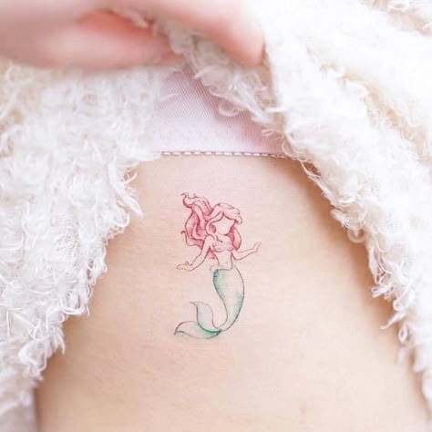 Ariel Tattoo, Little Mermaid Tattoo, Dragons Tattoo, Mermaid Tattoo Designs, Princess Tattoo, Shape Tattoo, Small Girl Tattoos, Inspiration Tattoos, Mermaid Tattoo