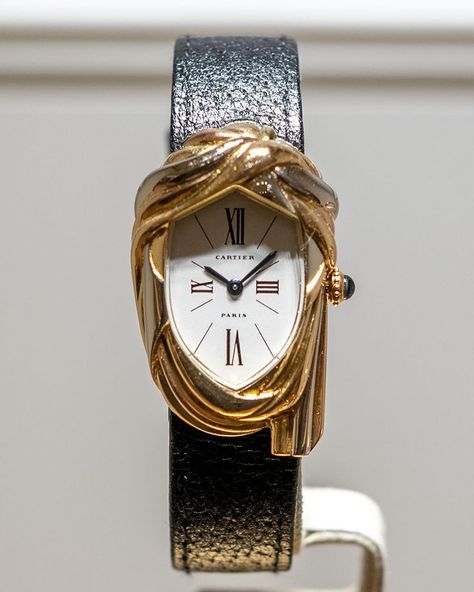 Cartier Tank Alternatives, Cartier watch, unique watch designs, vintage watch, vintage watch, vintage watches, retro watches, vintage watches women Classy Watch, Vintage Watches Women, Future Engagement Rings, Retro Watches, Vintage Jewelry Art, Watches Women, Cartier Tank, Dope Jewelry, Cartier Watch