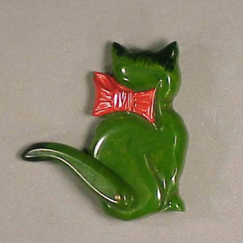 Celluloid Jewelry, Bakelite Brooch, Bakelite Jewelry, Lucite Jewelry, Bakelite Bangles, Fine Art Jewelry, Vintage Bakelite, Plastic Jewelry, Cat Jewelry