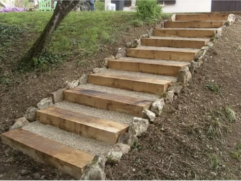 Sloped Backyard Landscaping, Landscape Stairs, Landscape Steps, Sloped Backyard, Garden Stairs, Hillside Landscaping, Outdoor Steps, Sloped Garden, Wooden Steps