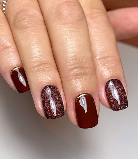 Charlotte🌸 on Instagram: “Loving rich brown combinations in autumn✨ Created using @the_gelbottle_inc Cocoa + Coffeebean Prepped with @navyprotools” Fall Nail Inspiration Acrylic, Cute Autumn Nails, Cute Nails Designs, Fall Nails Inspiration, Nail Art Cute, Reflective Nails, Nail Collection, Simple Fall Nails, Nails Cute