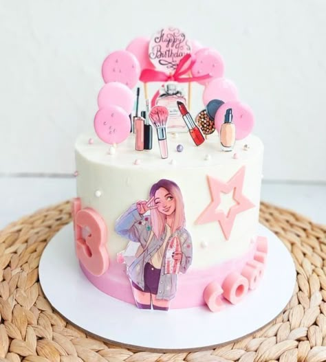 22.01.23 Cake 11 Birthday Girl, Birthday Cake 11 Girl, Top Model Cake, Makeup Birthday Cakes, Birthday Cake For Women Simple, Cake Designs For Girl, Birthday Cake For Husband, 13 Birthday Cake, Cake For Husband