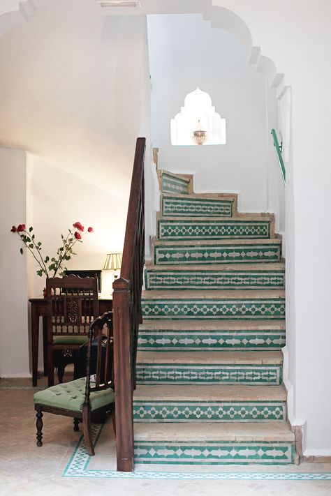 A Hidden Morocco Gem: La Maison Blanche                                                                                                                                                      More Tiled Staircase, Tiles Ideas, Tile Stairs, Moroccan Homes, Casa Country, Moroccan Interiors, Moroccan Decor, Style At Home, Home Fashion