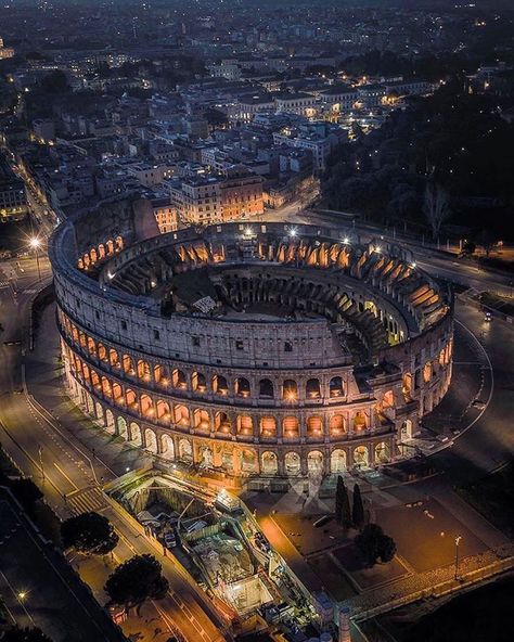 Roma Italy, Beaux Villages, Italy Photo, Elba, Ancient Rome, Nature Landscape, Rome Italy, Aerial View, Wonderful Places