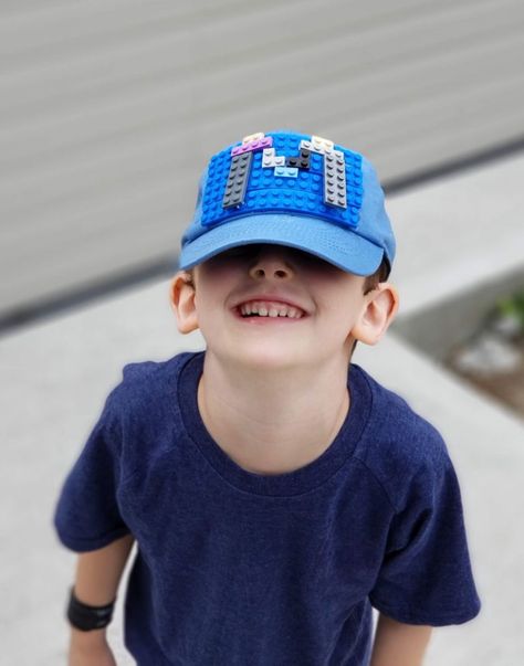 LEGO Cap - Create a Super Cool Cap using Real Bricks! – Moms and Crafters Lego Hat, Lego Themed Birthday Party, Homemade Party Favors, Diy Lego, Lego Craft, Lego Birthday, Lego For Kids, Toy Art, Lego Building