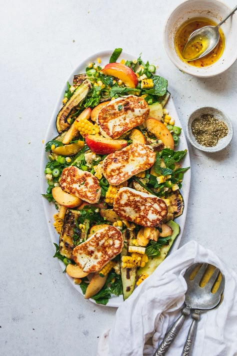 Summer corn, nectarine & haloumi salad | The Brick Kitchen Zucchini Summer Salad, Salad Zucchini, Haloumi Recipes, Nectarine Salad, Eggplant Caponata, Roasted Rhubarb, Veggie Salads, Halloumi Salad, Cherry Tomato Sauce