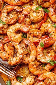 10-Minute Shrimp Sheet Pan - #shrimp #baked #recipe #eatwell101 - Sheet pan shrimp recipe makes an easy weeknight dinner that tastes amazing. Make this baked shrimp recipe once and you'll get hooked up forever! - #recipe by #eatwell101® Best Shrimp Fajitas Recipe, Shrimp And Chicken Recipes, Garlicky Baked Shrimp, Precooked Shrimp Recipes, Easy Baked Shrimp, Shrimp In The Oven, Shrimp Enchiladas, Baked Shrimp Recipes, Shrimp And Rice Recipes