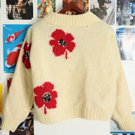 Vintage Flower Knit Sweater Cropped fit. In Great... - Depop Retro Cotton Knit Sweater, Retro Knitted Fall Cardigan, Orange Knitted Spring Sweater, Orange Flower Sweater, Spring Orange Knitted Cardigan, Girly Streetwear, Diy Crochet Cardigan, Flower Knit, Madewell Cardigan