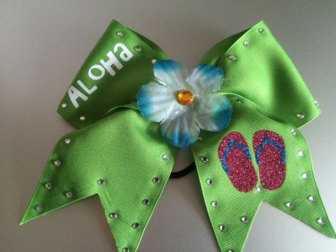 Hawaiian Themed Cheer Bow Hawaiian Cheer Theme, Cheers Theme, Cheer Games, School Cheer, High School Cheer, Cheer Camp, Football Cheer, Cheer Gifts, Cheer Bow