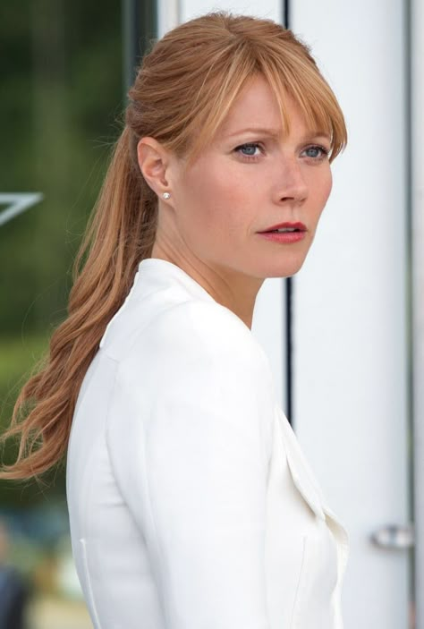 Goodbye, Pepper Potts! Gwyneth Paltrow Announces Exit From Marvel Universe Gwyneth Paltrow Style, Tony And Pepper, Marvel Shifting, Superhero Comic Book, Toni Stark, Mcu Shifting, Marvel Ladies, Pepper Pots, Dr Marvel