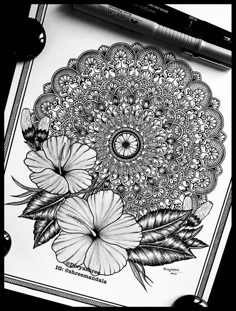 Hibiscus mandala Latest Mandala Art, Floral Mandala Art, Mango Pudding Recipe, Simple Mandala Design, Best Sketches, Floral Mandala Design, Sherlock Poster, Nature Mandala, Mandala Arts