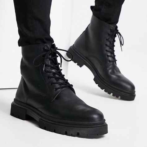 Men’s Black Leather Boots. Brand New, Never Worn. Bought These In Size 7 (Uk 40) But Are Not True To Size. These Are Like 7.5 Vampire Shoes Men, Trending Boots For Men, Mens Black Leather Boots, Vampire Boots Men, Emo Boots Men, Men’s Combat Boots, Men’s Leather Boots, Gothic Fashion Men Modern, Mens Shoes Fashion