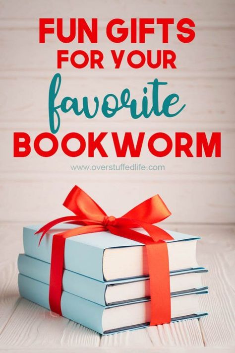 Do you have a bookworm in your life? All readers are sure to love these fun and quirky gifts all about books! Reading Gift Basket, Book Gift Basket, Book Related Gifts, All About Books, Book Reader Gifts, Literature Gifts, Handmade Gifts For Boyfriend, Family Projects, The Bookworm