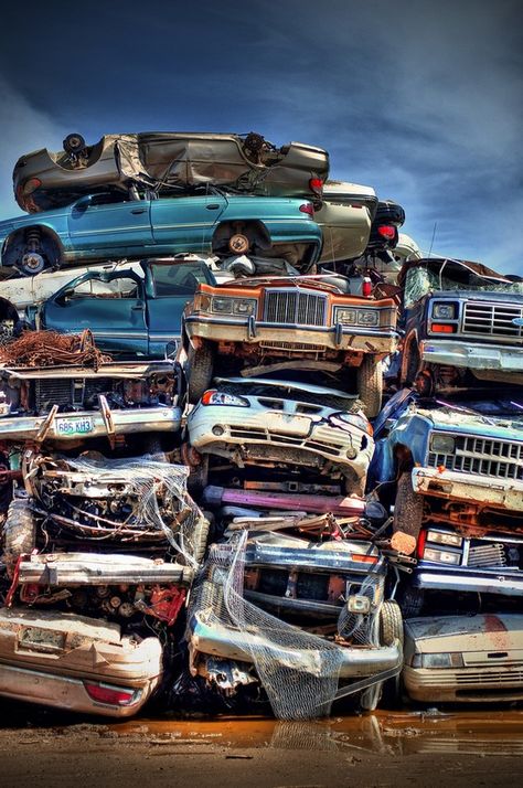 [Visions & Violence] Car Yard, Junkyard Cars, Hdr Pictures, Beautiful Decay, Scrap Car, Hdr Photos, Vw Vintage, Hdr Photography, Fair Play