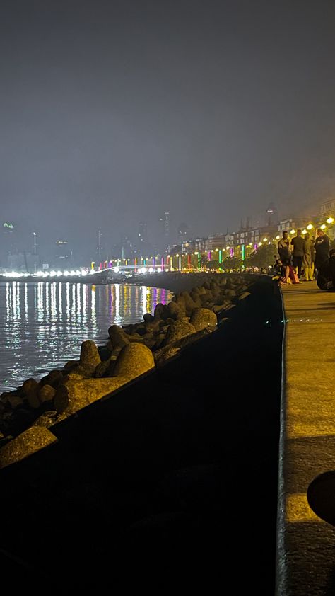 Marines Night Snap, Sealink Mumbai Night, Cst Station Mumbai Night, Bandstand Mumbai At Night, Marine Drive Mumbai Aesthetic Night, Mumbai Night Photography, Mumbai Snapchat Stories Night, Marine Drive Snap, Mumbai Aesthetic Night