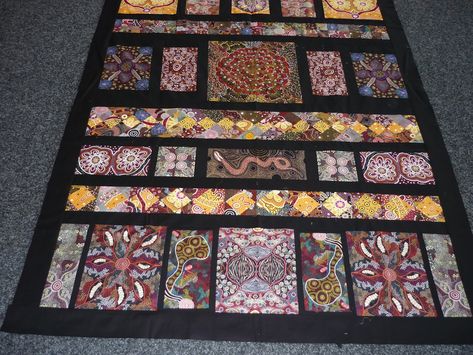 aboriginal quilt patterns | Silva Threads: Aboriginal Quilt Aboriginal Quilts, Puffy Quilt, Grandmother Quilt, Aboriginal Fabric, Asian Quilts, Aboriginal Patterns, African Quilts, Row Quilt, Black And White Quilts