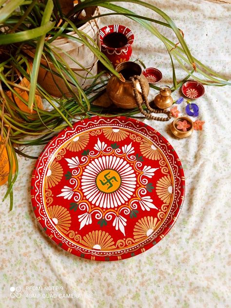 Pooja Thali Painting Ideas, Pooja Thali Painting, Diy Puja Thali, Aipan Design, Rakhi Thali, Aipan Art, Farewell Decorations, Arti Thali Decoration, Sprinkles Art