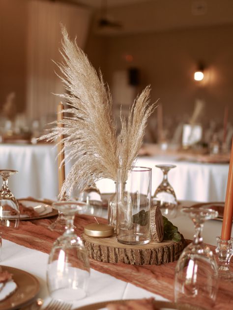 Pampas Grass Table Centerpiece Wedding, Table Decorations With Pampas, Pampas’s Grass Wedding, Pampas’s Grass Centerpieces, Minimalist Boho Wedding Decor, Pampas Grass Wedding Table Decor, Pampas Table Decor, Pampas Centerpieces Wedding, Boho Food Table