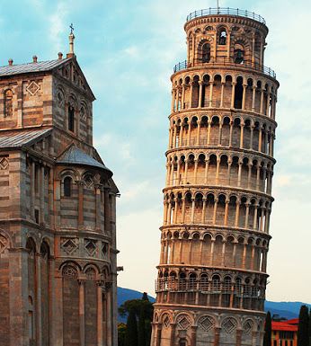 Italy Attractions Sculptural Architecture, Italy Tourist Attractions, The Leaning Tower Of Pisa, Tower Of Pisa, Italy Tours, European Vacation, Interesting Places, Visit Italy, Famous Places