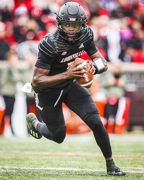 Louisville Football on Instagram: "2 days, 2 watch lists for @malikc_3! #GoCards" Football Db Drip, Football Wide Receiver Drip, Louisville Football, College Football Quarterbacks, Football Wide Receiver, Football Swag, College Football Uniforms, Nfl Photos, Nfl Wide Receiver