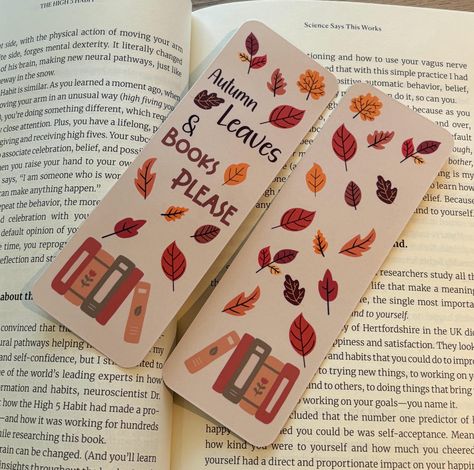 Autumn Leaves & Books Please Bookmark Bookmarks are 2 inches wide and 6 inches long.  Made with a matte laminate on both sides to make the bookmarks water resistant.  Also features rounded corners to ensure no damage to your book as well.   Check out our Etsy shop for more Traditional Bookmarks, Magnetic Bookmarks and Stickers! Autumn Gift Ideas Easy Diy, Diy Fall Bookmarks, Fall Book Marks, Fall Bookmark Ideas, Fall Bookmarks, Bookmarks Ideas, Autumn Bookmark, Book Dividers, Autumn Doodles