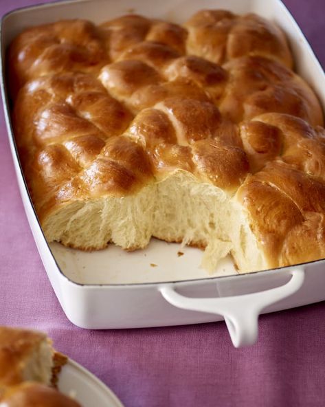 Recipe: Pull-Apart Challah Rolls | Kitchn Brisket Side Dishes, Brisket Sides, Challah Rolls, Buttery Potatoes, Challah Bread Recipes, Rosh Hashanah Recipes, Jewish Cuisine, Christmas Side Dishes, Christmas Side