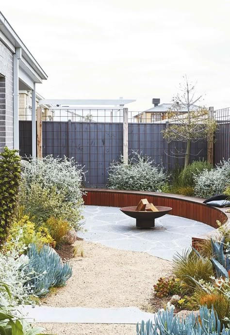 Sorting out a multi-level garden with beds sporting vibrant, low-growing plants has made this coastal patch in Torquay a standout. Courtyard Furniture, Backyard Redesign, Bluestone Paving, Backyard Goals, Australian Garden Design, Landscape Planning, Yard Inspiration, Coastal Garden, Australian Native Garden