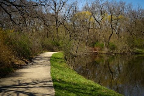 29 Quality Places For Rockhounding in Wisconsin In 2023 Wisconsin Fossils, Rock Hounding Wisconsin, Bayfield Wisconsin, Travel Wisconsin, Rock Collecting, Rock Quarries, Crystal Place, Door County Wisconsin, Fossil Hunting