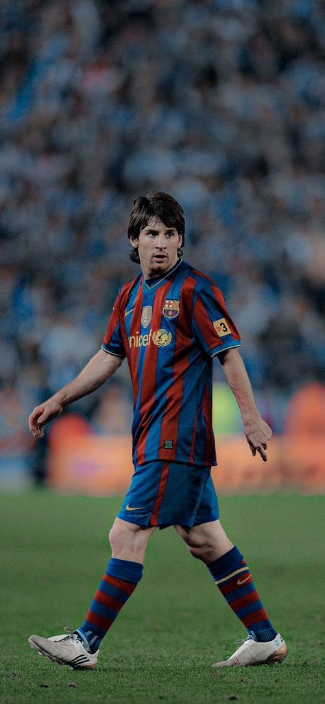 Wallpaper Football Messi 2009, Messi 2010, Soccer Jokes, Funny Football Videos, Neymar Barcelona, Messi Poster, Lionel Messi Fc Barcelona, Lionel Messi Barcelona, Cr7 Messi