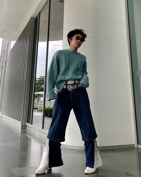 Belt Outfit, Double Belt, Mom Jeans, Normcore, Outfit Inspo, Pants, Trousers