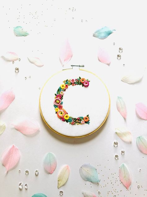 Personalised Monogram Embroidery Kit Needlecraft Kit - Etsy Embroider Letters, How To Embroider Letters, Initial Embroidery, Modern Embroidery Kit, Long And Short Stitch, Monogram Embroidery, Floral Initial, Embroidery Letters, Floral Monogram