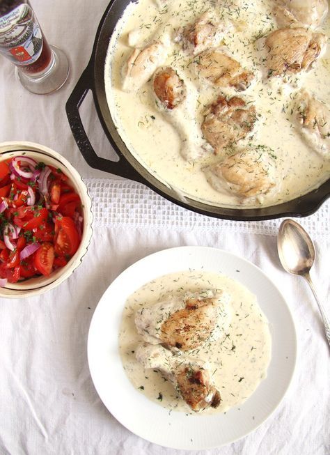 This Chicken in Cream Sauce is another Moldavian or Moldovan recipe that is famous all through Romania Chicken Cream Sauce, Chicken In Cream Sauce, Cream Sauce Chicken, Creme Fraiche Sauce, Cream Sauce For Chicken, Scottish Recipes, Sauce Chicken, Sicilian Recipes, Romanian Food