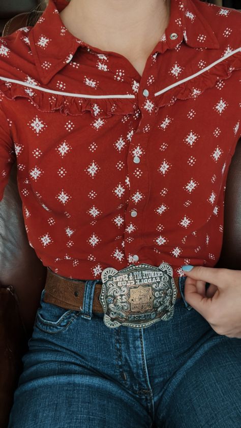 70s Western Fashion Vintage, Western Americana Fashion, Retro Western Outfits, 80s Country Fashion, 80s Western Fashion, 70s Western Fashion, Vintage Western Outfits, Ranching Life, Granola Western