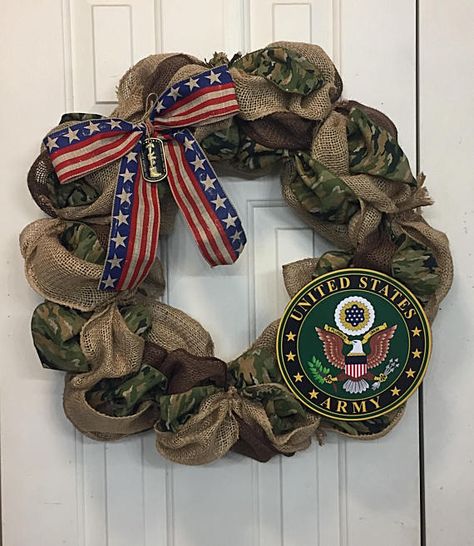 Veterans Wreath, Army Wreath, Military Crafts, Army Crafts, Military Wreath, American Flag Wreath, Military Decor, Owl Wreaths, Fallen Soldier