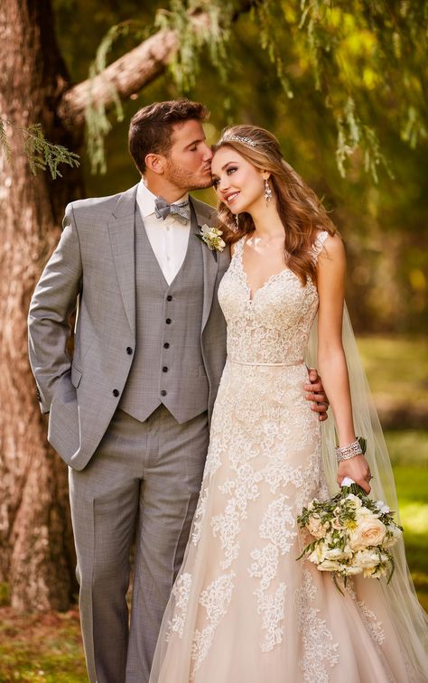 Elegant and romantic, this A-line lace and tulle princess wedding dress from Stella York will bring any fairytale to life! Weddings Dress, Stella York Wedding Dress, Wedding Pose, Dresses Princess, Wedding Picture Poses, Stella York, Wedding Couple Poses, Night Wedding, Princess Wedding Dress