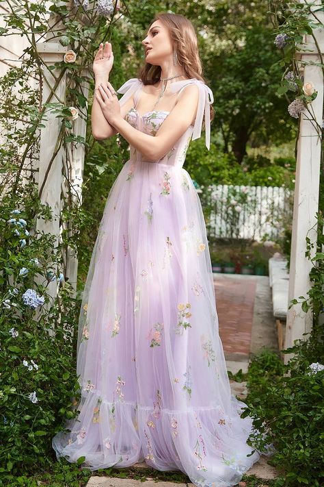 Fairy Core Dress Long, Lilac Fairy Dress, Lilac Formal Dress Long, Rapunzel Outfit Ideas Casual, Rapunzel Prom Dress, Cottage Core Prom Dress, Lilac Wedding Dress, Lilac Purple Dress, Lilac Embroidery