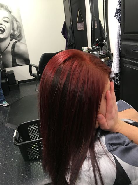 Brighter roots faded to a darker red and dark brown  peek-a-boo on side ❤️ Red Roots Brown Hair, Red Roots Hair, Red Roots, Red Ghost, Red Brown Hair, Roots Hair, Dark Brown Hair, Peek A Boo, Dark Red