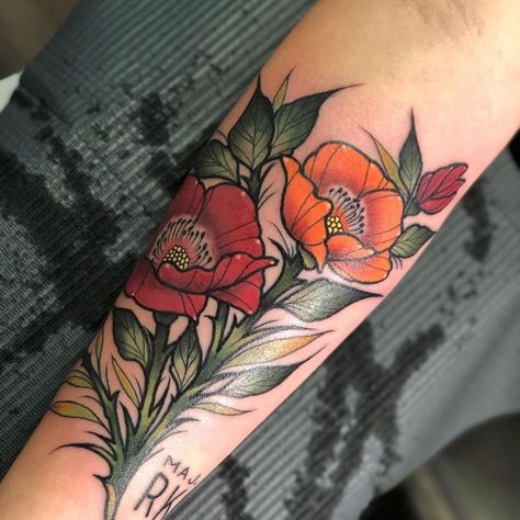 Art Deco Poppy Tattoo, Neo Traditional Poppy Tattoo, Vintage Poppy Tattoo, Poppy Tattoo Traditional, Orange Poppy Tattoo, Golden Poppy Tattoo, Poppy Tattoo Sleeve, Traditional Poppy Tattoo, Red Poppy Tattoo