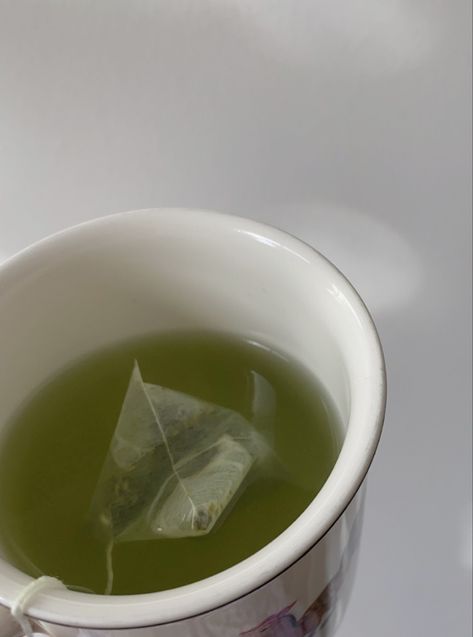 green tea Green Tea Asthetic Picture, Green Tea Drink Aesthetic, Hot Green Tea Aesthetic, Green Tea Aesthetic Matcha, Greentea Drink Aesthetic, Mint Tea Aesthetic, Tea Green Aesthetic, Dieting Aesthetic, Drinking Tea Aesthetic