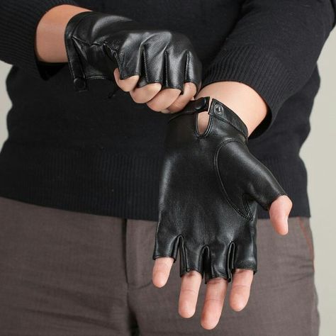 Fingerless Gloves Aesthetic, Gloves Aesthetic, Fingerless Leather Gloves, Leather Fingerless Gloves, Leather Motorcycle Gloves, Sheepskin Gloves, Leather Driving Gloves, Uncanny X-men, Black Leather Gloves