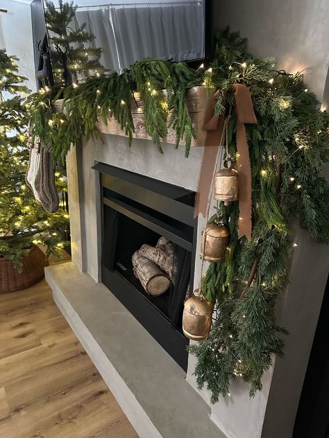 Raz Christmas Cluster Lights … curated on LTK Christmas Fireplace Mantels, Navidad Natural, Christmas Decor Trends, Fireplace Garland, Neutral Christmas Decor, Christmas Mantle Decor, Christmas Fireplace Decor, Cluster Lights, Pine Garland