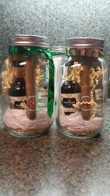 Be My Groomsman, Wedding Gifts For Groomsmen, Wedding Party Gifts, Friends Gifts, Cadeau Diy, Groomsmen Gifts, Jar Gifts, Groomsmen Gift, Groom Gift