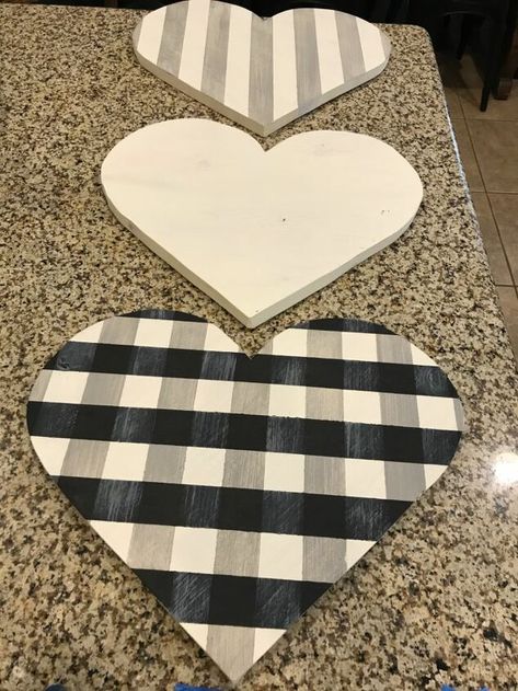 Wooden Heart Wreaths, Wooden Heart Valentine Craft, Wood Hearts Diy Ideas, Painted Wooden Hearts Ideas, Dollar Tree Wood Heart Crafts, Wood Hearts Diy, Check Painting, Wooden Hearts Diy, Wood Heart Crafts