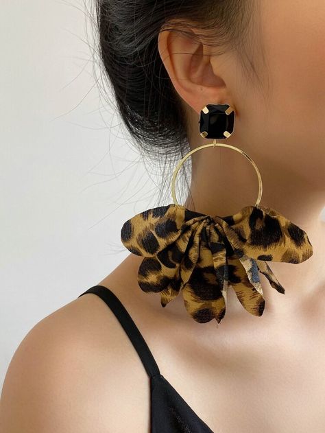 Earrings Shein, Leopard Print Fabric, Leopard Fabric, Vintage Bohemian Style, Minimalist Accessories, Fabric Earrings, Animal Earrings, Styl Boho, Paparazzi Accessories