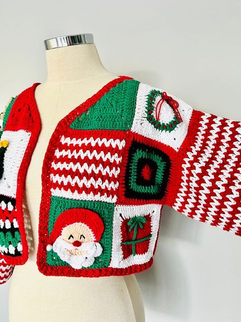 Crochet Holiday Clothes, Holiday Granny Squares, Christmas Cardigan Crochet, Crochet Christmas Sweaters, Crochet Sweater Christmas, Ugly Sueter Christmas, Christmas Crochet Cardigan, Crochet Christmas Jumper, Crochet Christmas Clothes