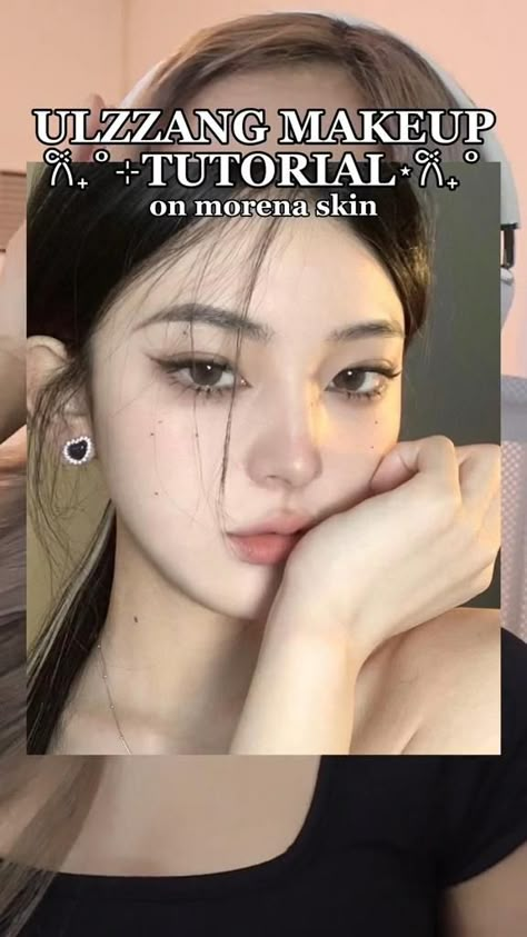 korean ulzzang popular asian makeup\ #korean #makeup #douyin Thirst Trap Makeup Ideas, Cool Douyin Makeup, How To Do Douyin Eye Makeup, Doying Makeup Tut, Ullzang Make Up, Korean Makeup For Non Asian, Chinese Makeup Tutorial Step By Step, Maquillaje Douyin Tutorial, Makeup Tutorial Korean Style