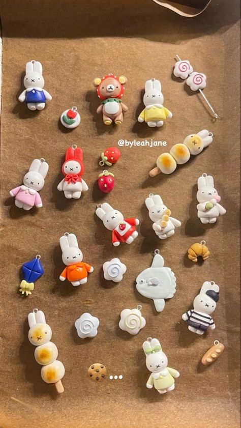 Clay Charm Aesthetic, Clay Art Design, Useful Polymer Clay Ideas, Cute Stuff To Make With Clay, Cute Clay Craft Ideas, Miffy Polymer Clay, Cute Thing To Make With Clay, Things To Do Out Of Clay, Things To Make Of Clay